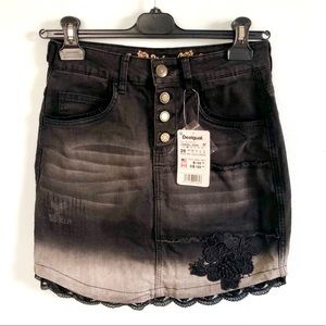 Desigual Denim skirt Size 26, Brand New!